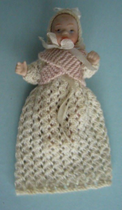 LR03/LR04 - A Layette for Rose