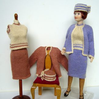 LR42 - A Chanel Suit for Frances