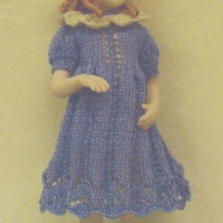 TT99 - Dress, hat and knickers for a 4 1/2" doll