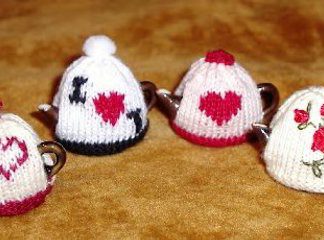 JM06 - ValentineTea Cosy Collection