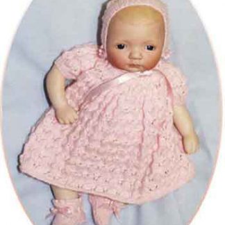 BF09 - Outfit for a Tiny Doll
