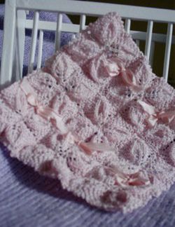 JM28 - Cot Cover