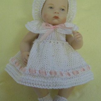 TT70 - Dress, knickers and hat designed for a 2 1/4" doll