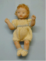 TT25 - Romper suit, hat and bootees for a 2" doll