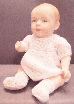 TT34 - Romper suit for a 5" porcelain doll