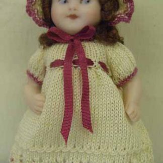 TT37 - Dress, knickers and hat for a 3" doll