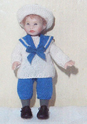 TT66 - Boy's sailor suit for a 3 1/4" doll